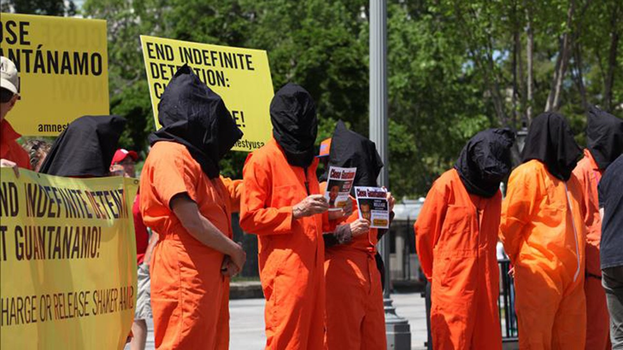 Guantanamo'da hala tutulanlar var