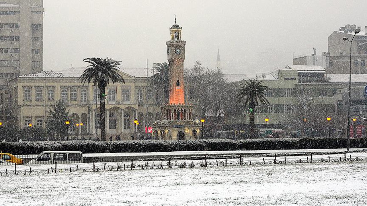 İzmir'e neden kar yağmıyor uzmanlar ne diyor?