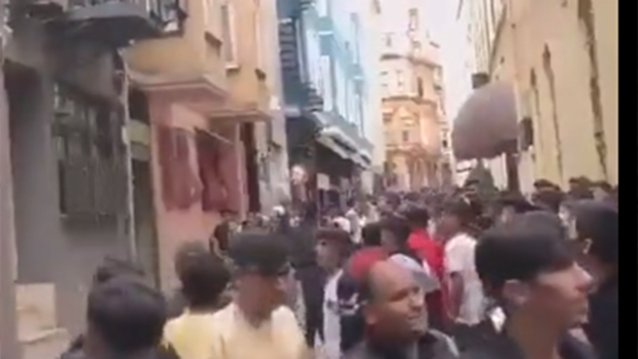 Beyoğlu Küçük Bayram sokakta provokasyon