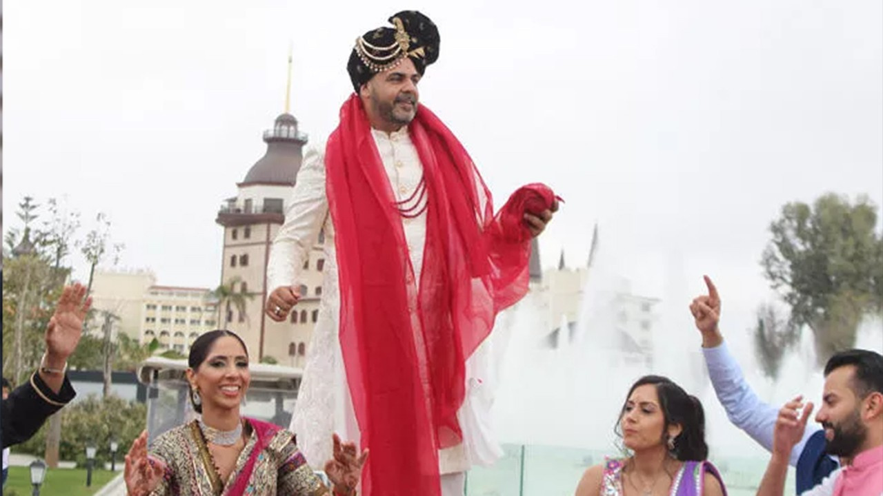 Turizmcilerin yeni kazanç kapısı: Hint düğünleri
