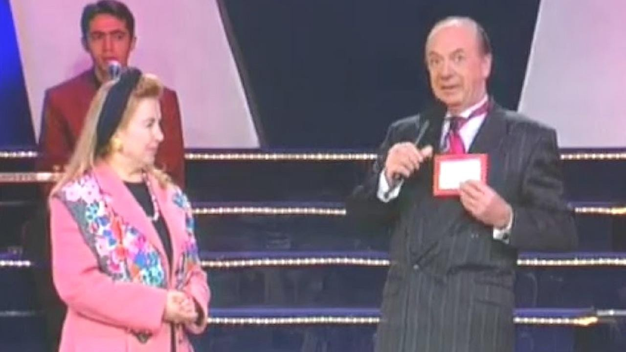 Evet Hayır yarışmasının sunucusu Erkan Yolaç mı Halit Kıvanç mıydı?