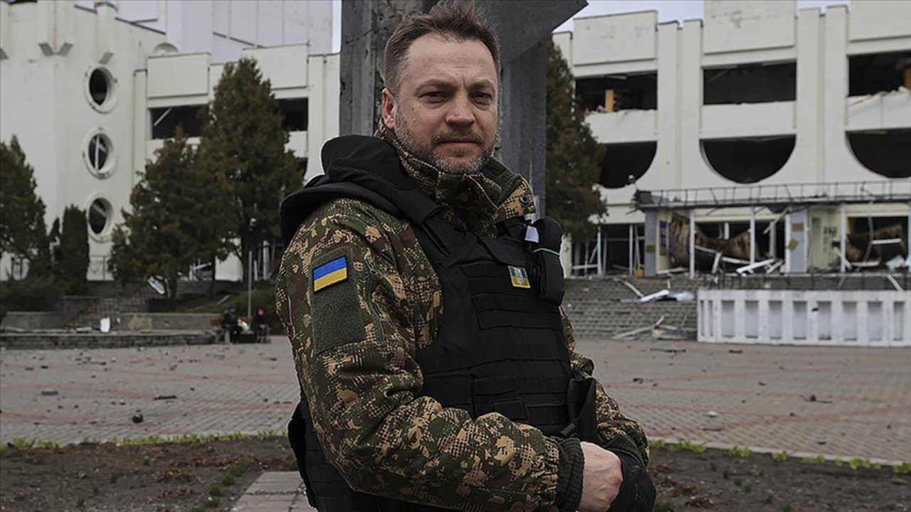Son Dakika: Ukrayna'da helikopter düştü, İçişleri Bakanı öldü