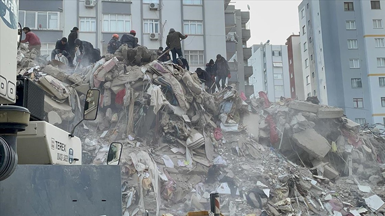 Depremde son rakamlar: Can kaybı 45 bini aştı