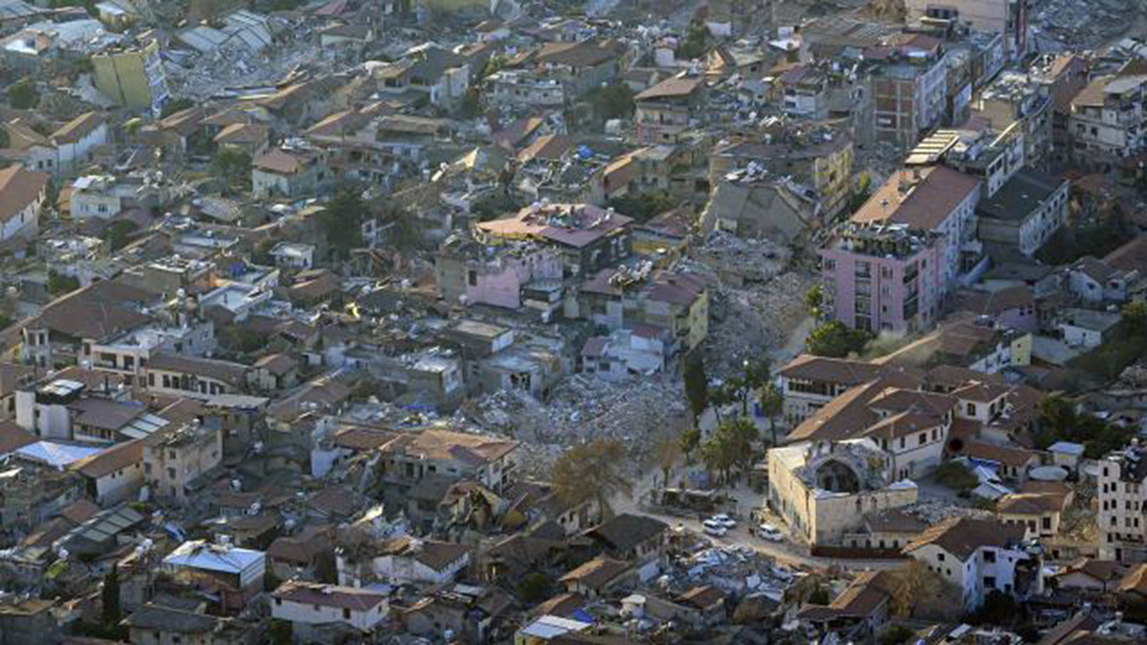 İki büyük depremin vurduğu Hatay'da son durum