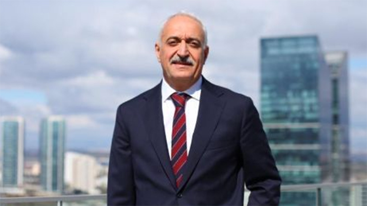 Sedat Aksakallı kimdir
