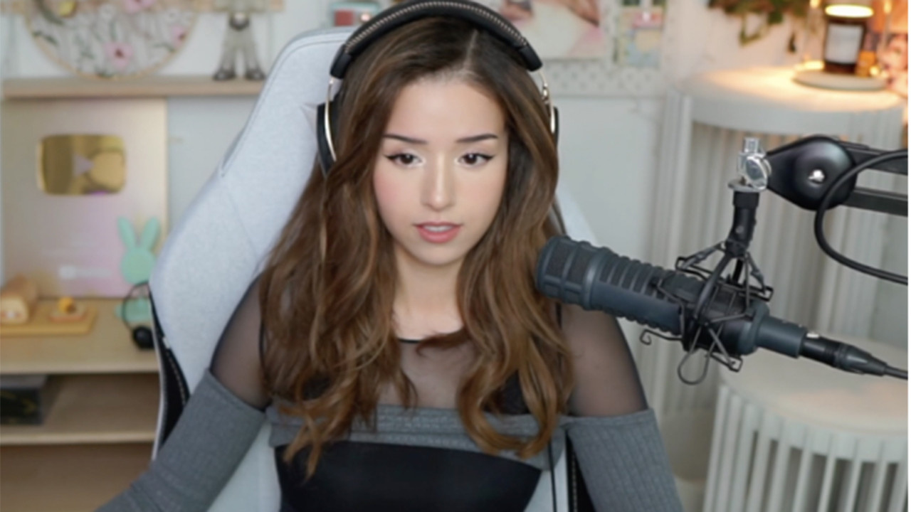 Where is Pokimane from, how old is she, is she married, what is her nationality