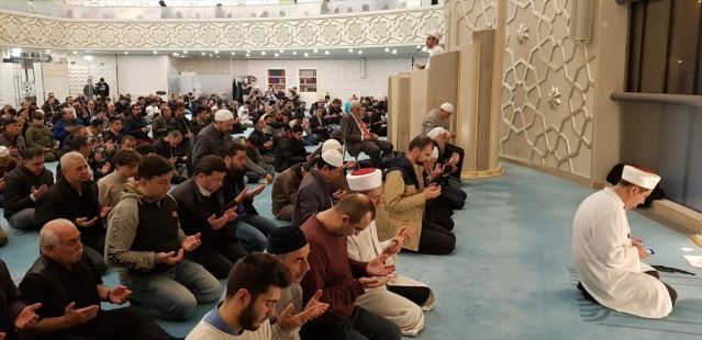 Mevlit Kandili bir çok ülkede idrak edildi - Sayfa 6