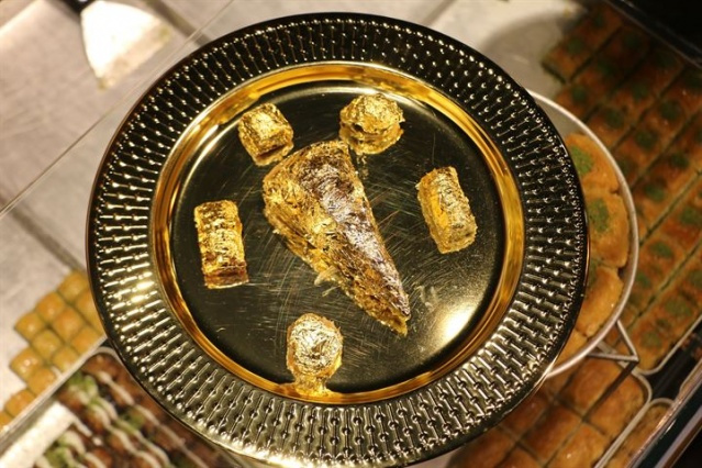 Altın kaplamalı baklava yapıldı - Sayfa 9
