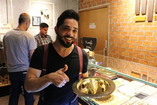 Altın kaplamalı baklava yapıldı - Sayfa 8