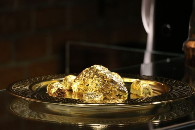 Altın kaplamalı baklava yapıldı - Sayfa 6