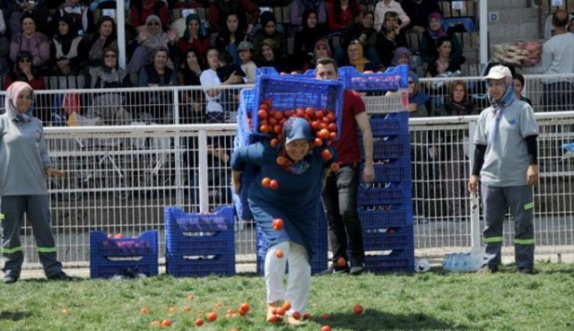 Antalya Kadınlar arası domates yarışması - Sayfa 2