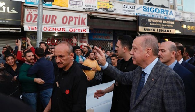 Cumhurbaşkanı Erdoğan'a Şanlıurfa sokaklarında yoğun ilgi - Sayfa 1