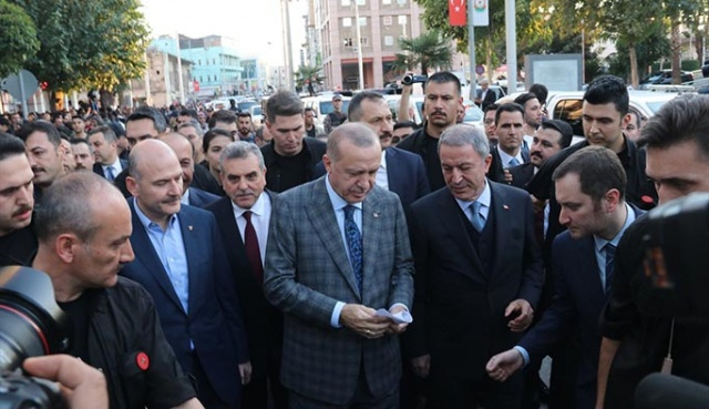Cumhurbaşkanı Erdoğan'a Şanlıurfa sokaklarında yoğun ilgi - Sayfa 2