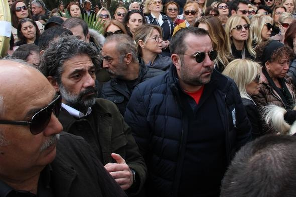 Demet Akbağ'ın acı günü - Sayfa 25