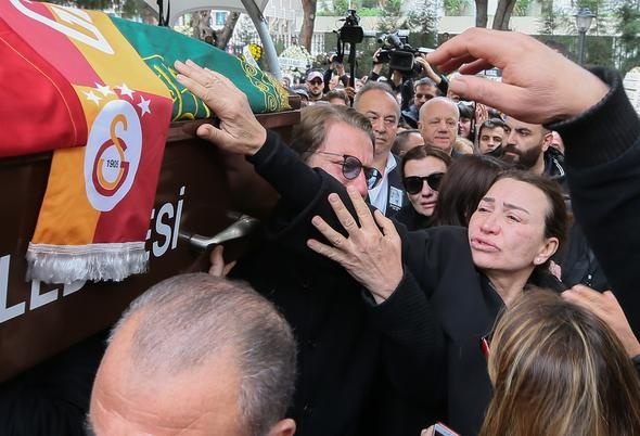 Demet Akbağ'ın acı günü - Sayfa 15