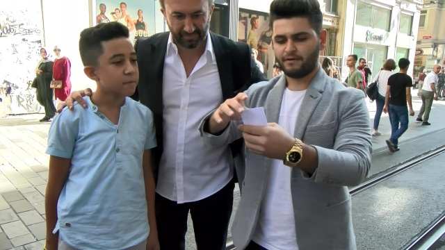 İstiklal Caddesi'nde para yağdı - Sayfa 3
