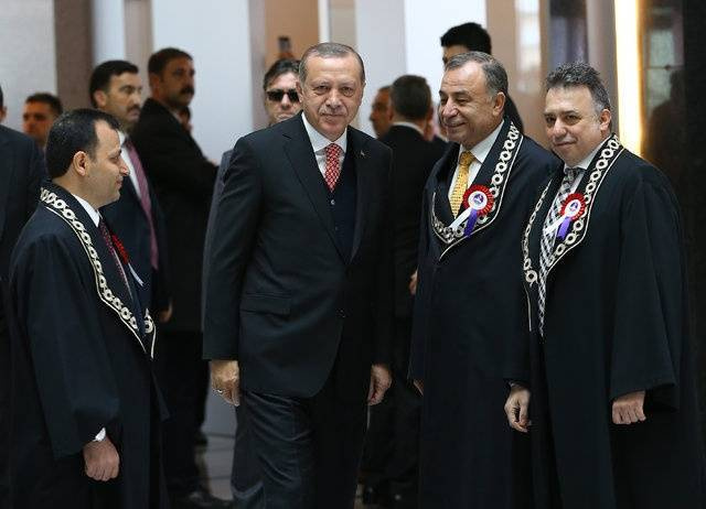 Erdoğan ile Kılıçdaroğlu tokalaştı - Sayfa 4