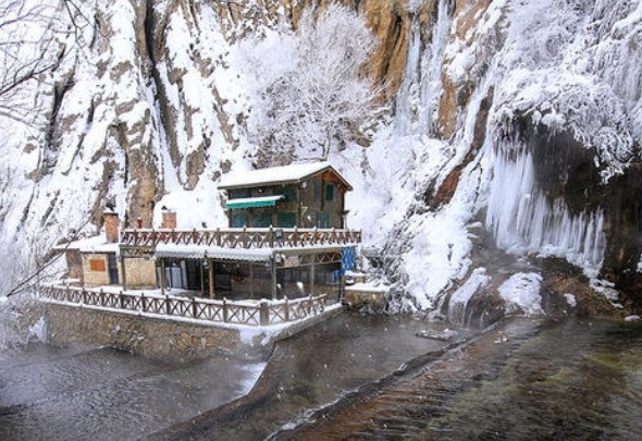 Türkiye'nin en güzel şelalesi buz tuttu! Tabloları aratmayan manzaralar - Sayfa 3