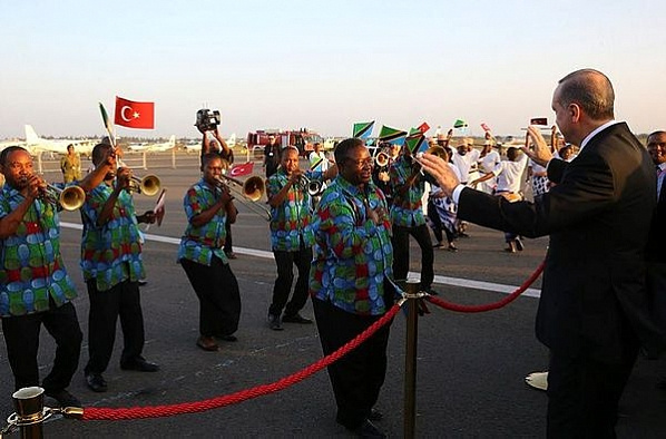 Mozambikli'ler Erdoğan’ın ziyaretinden umutlu