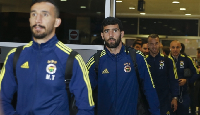 Fenerbahçe kafilesi Antalya'ya geldi