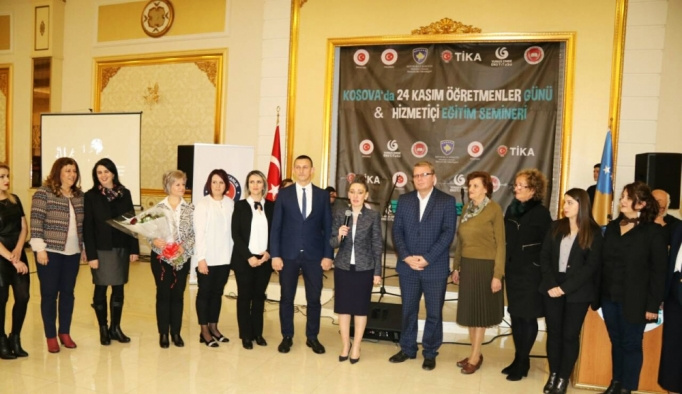 Kosova'da Öğretmenler Günü etkinliği
