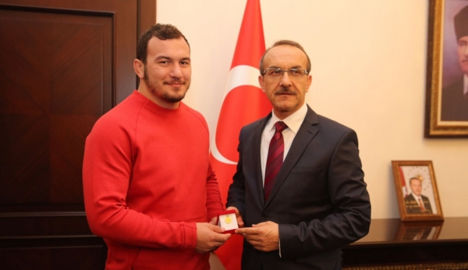 Milli güreşçi Fatih Başköy'ün hedefi olimpiyat şampiyonluğu