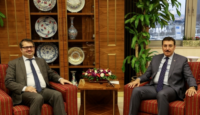 Bakan Tüfenkci Azerbaycan'ın Ankara Büyükelçisi İbrahim'i kabul etti