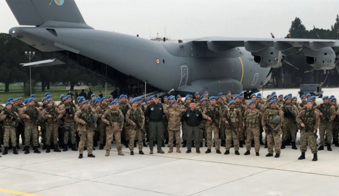 İzmir'den bin 200 mavi bereli komando Afrin'e gitti