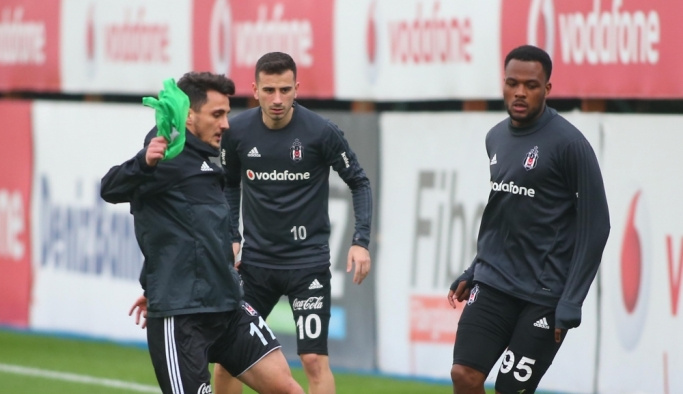 Beşiktaş'ta Aytemiz Alanyaspor maçı hazırlıkları sürüyor