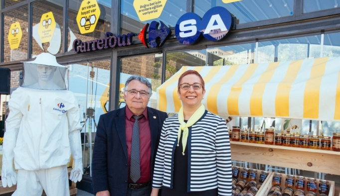 CarrefourSA "Arı Varsa Hayat Var" projesiyle balın adresi oluyor