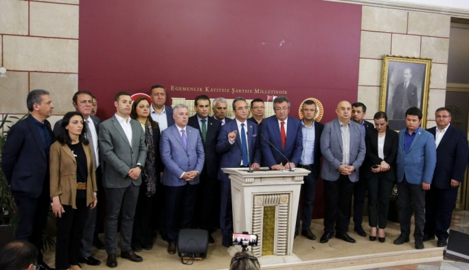 CHP'li 15 milletvekili İYİ Parti'ye katıldı (1)