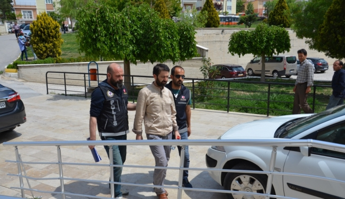 FETÖ'nün "polis mahrem imamı" yakalandı