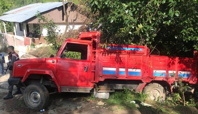 Öğrencilerin bulunduğu kamyonetin freni boşaldı: 23 yaralı