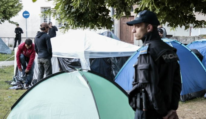 Bosna Hersek'te sığınmacı gerginliği