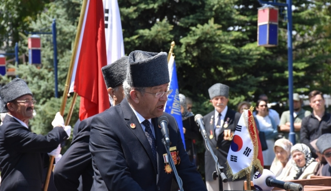 "Biz Koreliler Türk askerlerine büyük minnet duyuyoruz"
