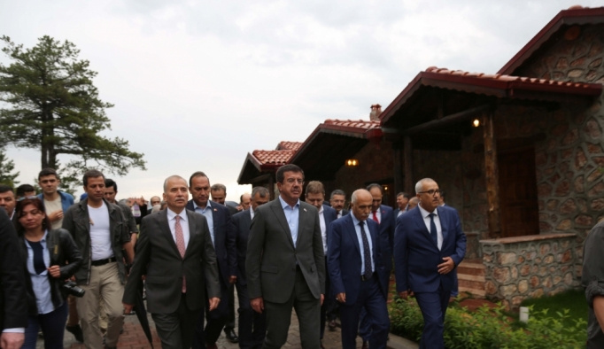 Ekonomi Bakanı Nihat Zeybekci toplu açılış yaptı