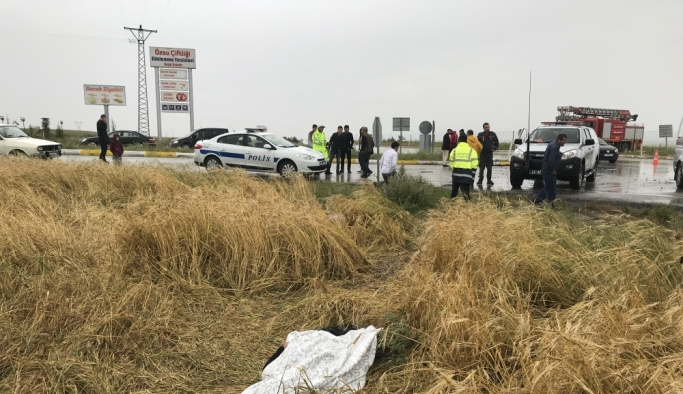 Kütahya'da 2 otomobil çarpıştı: 4 ölü, 3 yaralı