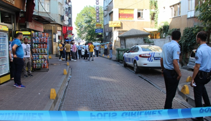 İstanbul'da silahlı ve bıçaklı kavga