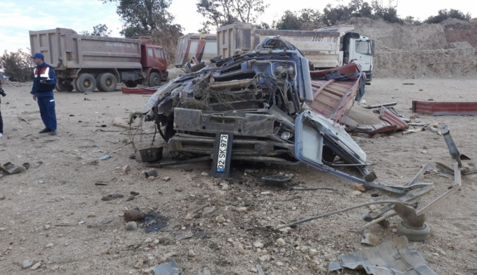 Konya'da kamyon uçuruma yuvarlandı: 1 ölü
