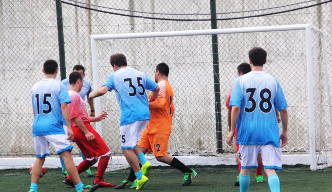 "Futbolun Efsaneleri Gençlerle  Buluşuyor" projesi