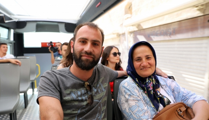 Mardin'de turistlere rehber eşliğinde ücretsiz tur