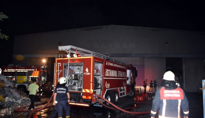 Son dakika: Tuzla'da fabrika yangını