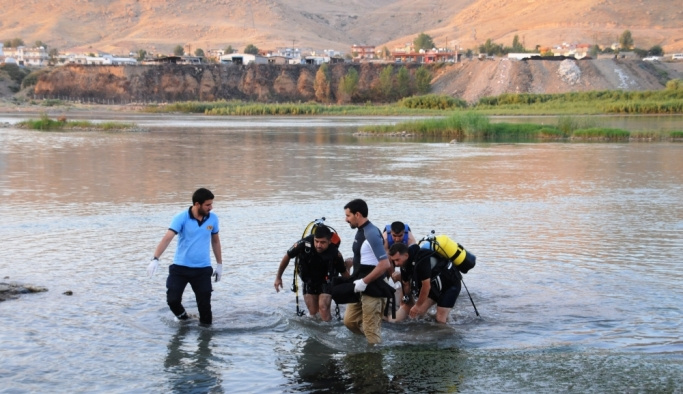 GÜNCELLEME - Şırnak'ta nehre giren Suriyeli boğuldu