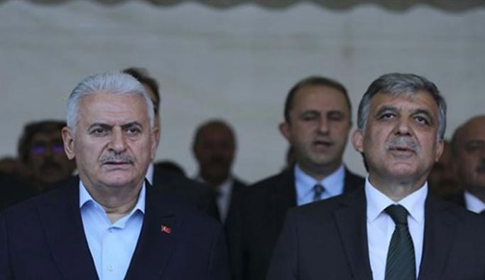 Abdullah Gül'den Binali Yıldırım'a tebrik telefonu