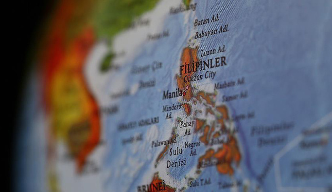 Filipinler’de deprem: Tsunami uyarısı verildi