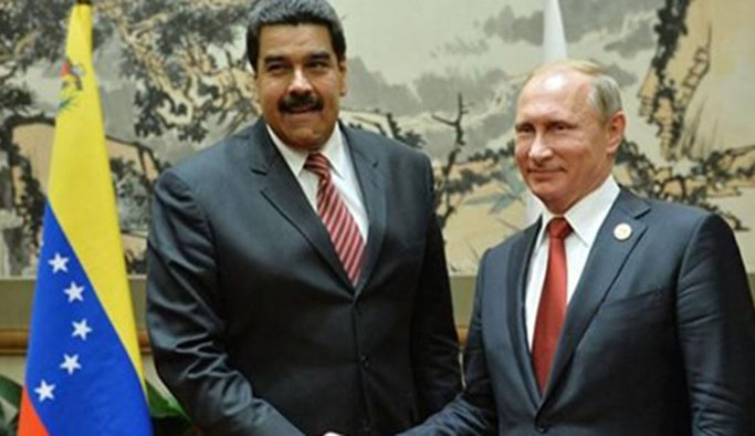 Putin'den Maduro'ya destek