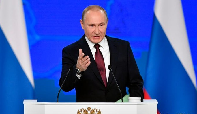 Putin'den tehdit: Vurmayı denesinler de görelim