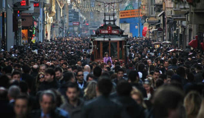 TÜİK Türkiye'nin yeni nüfusunu açıkladı