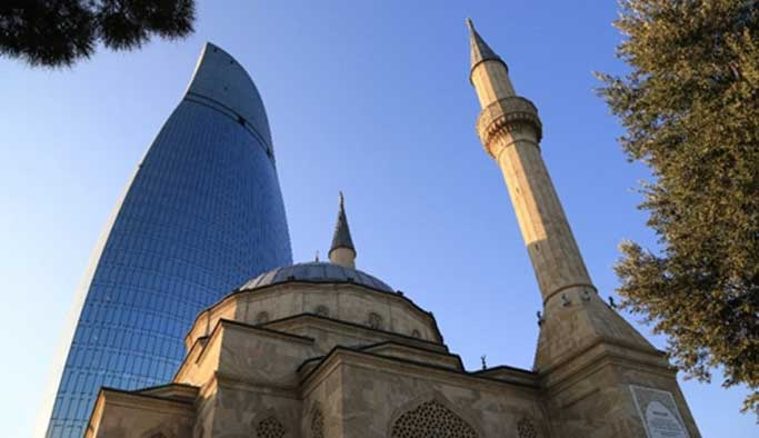 Azerbaycan'dan tepki çekecek ezan kararı