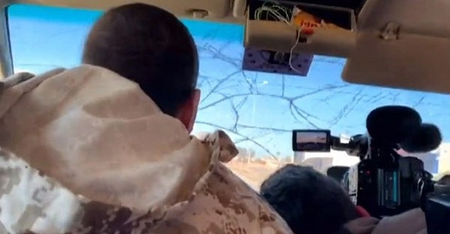 Libya'da Habertürk ekibinin aracına roketli saldırı